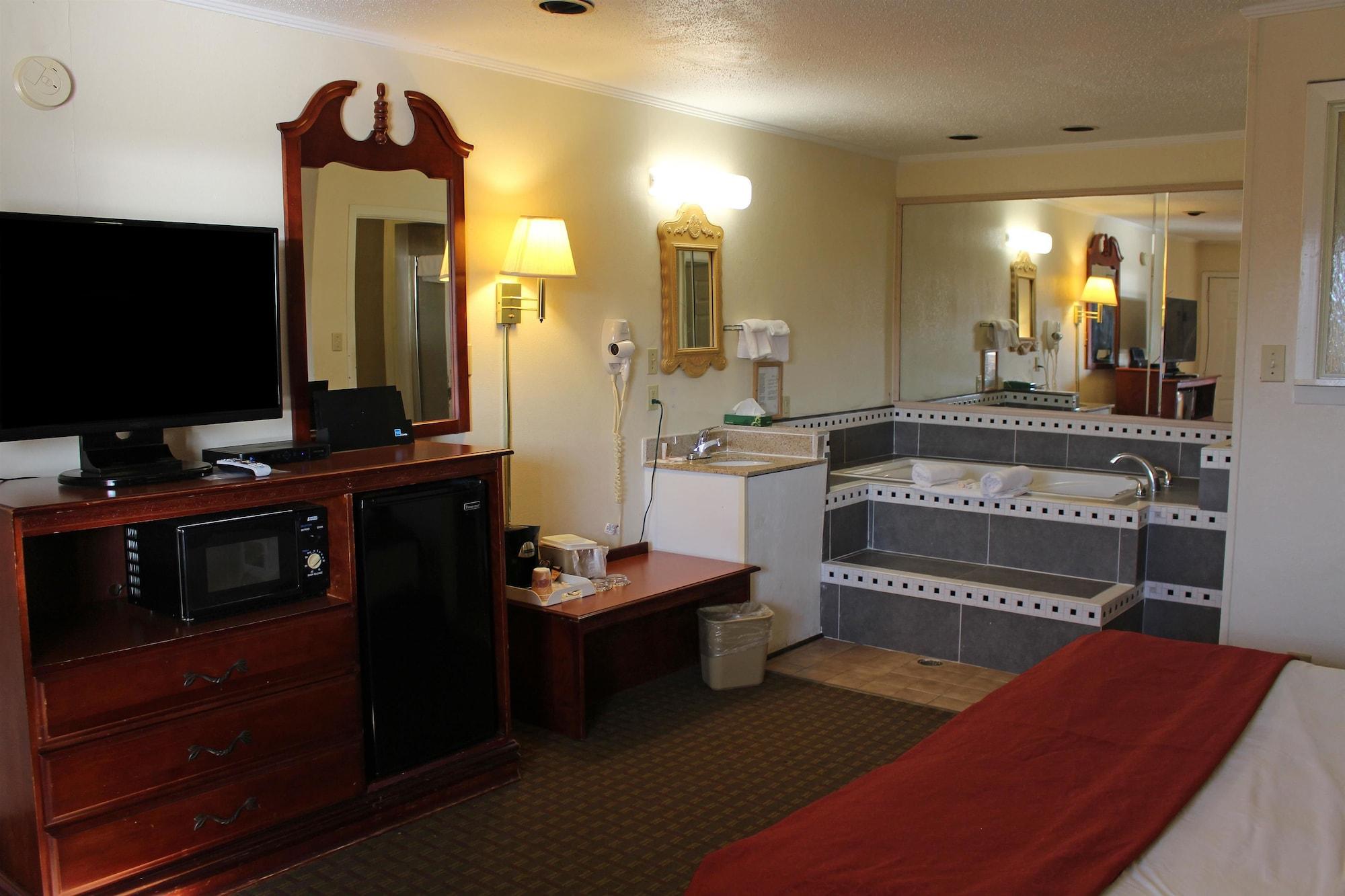 Killen Lake View Inn & Suites מראה חיצוני תמונה