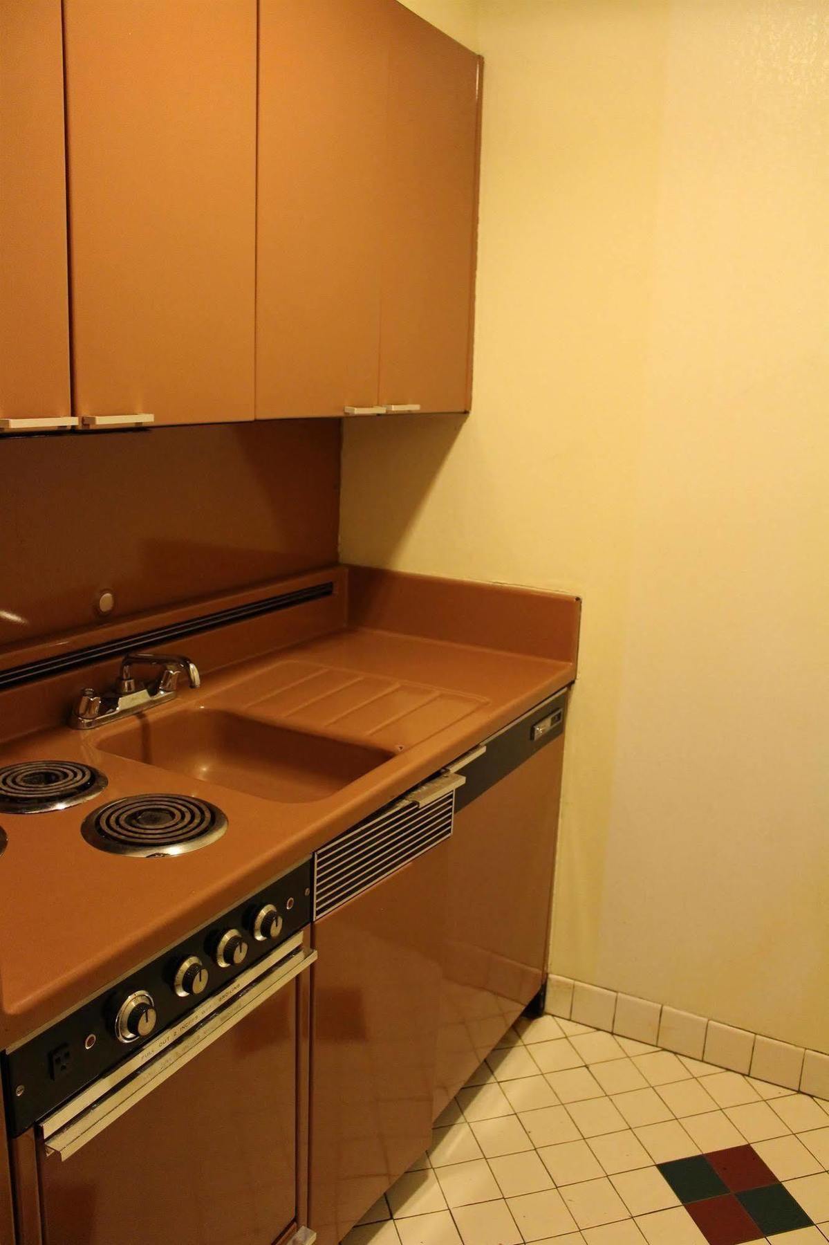 Killen Lake View Inn & Suites מראה חיצוני תמונה